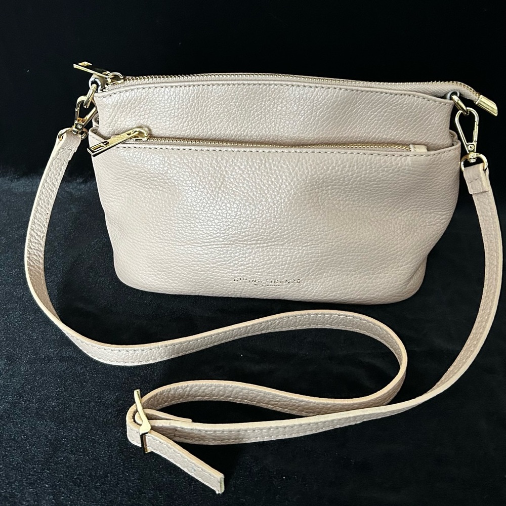 Divina Firenze Dusty Pink Pebbled Leather Crossbody Bag